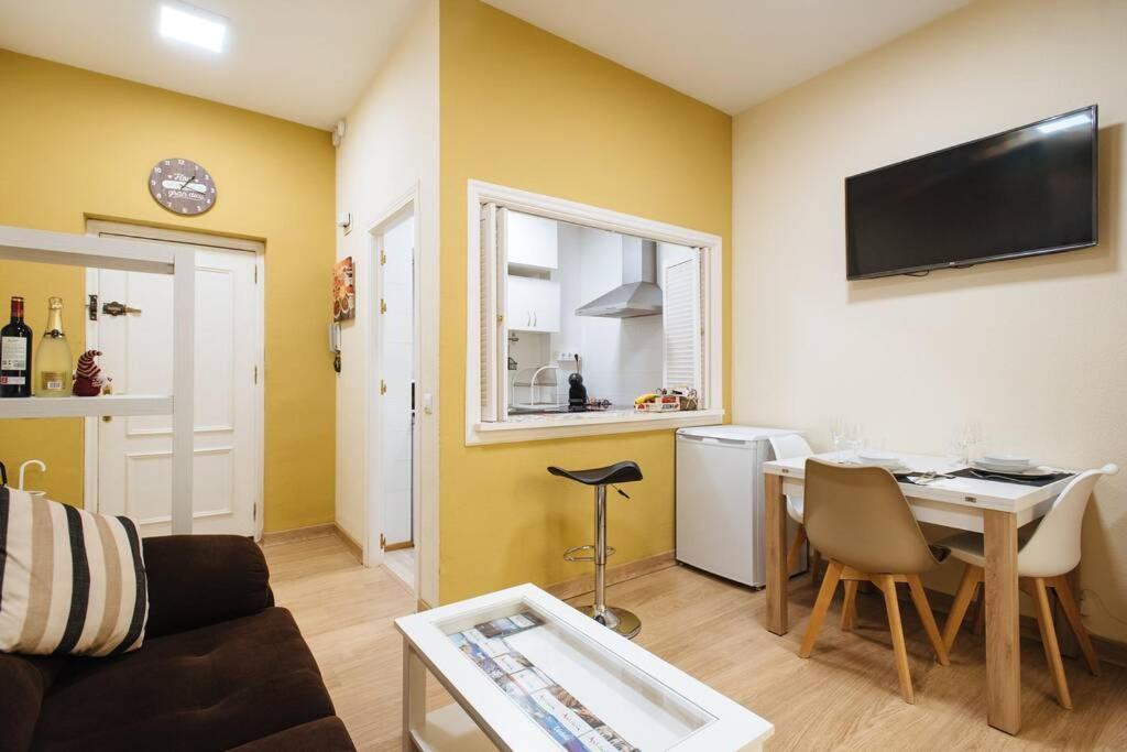 Cozy And Well Located Apartment In The Center Of סביליה מראה חיצוני תמונה